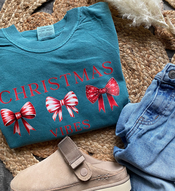 Christmas Vibes T-Shirt